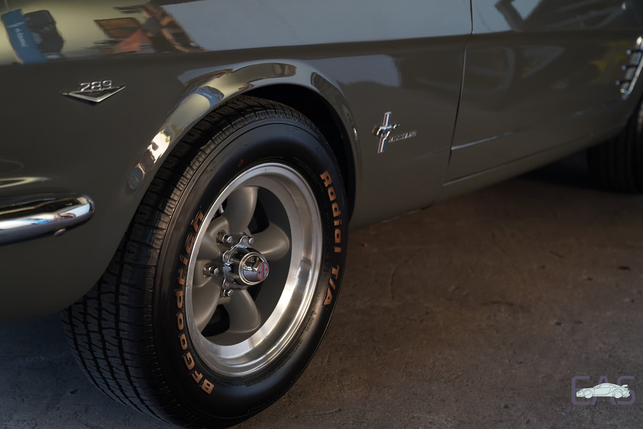 Ford Mustang V8 1966 - Bild 3