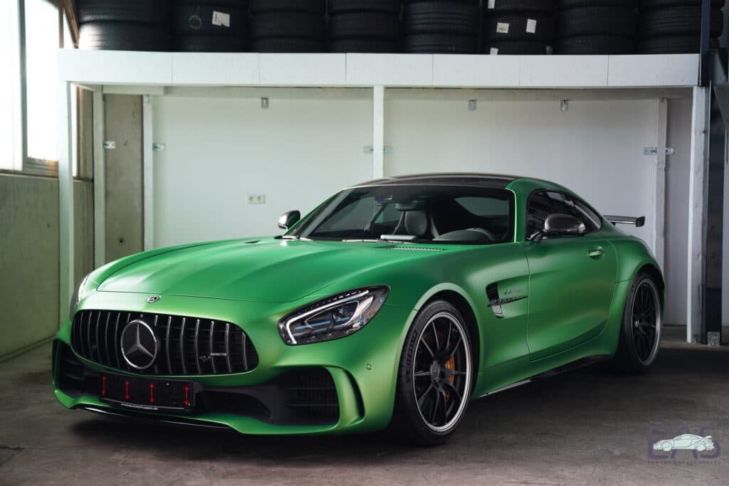 Mercedes-Benz AMG GTR - Bild 6
